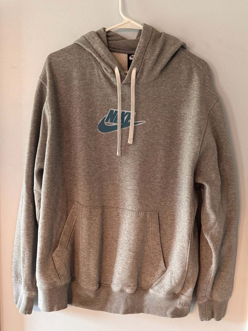 Nike Grey Hoodie Pullover Center Swoosh Streetwear Minimalist Men’s Size L